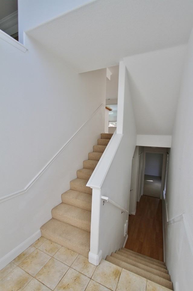 13015 SW Princeton Ln - Photo 2 of 20