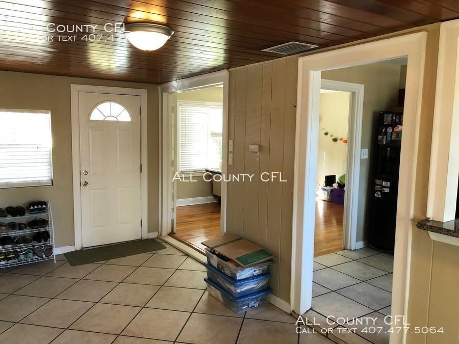 529 S Crystal Lake Dr - Photo 2 of 10