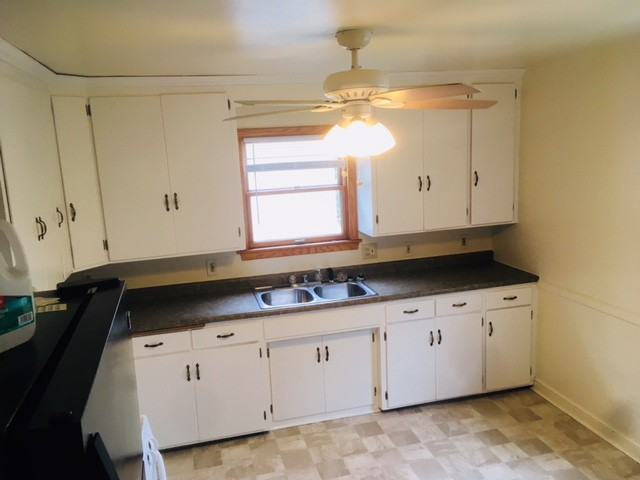 1250 Jessamine Ave - Photo 3 of 9