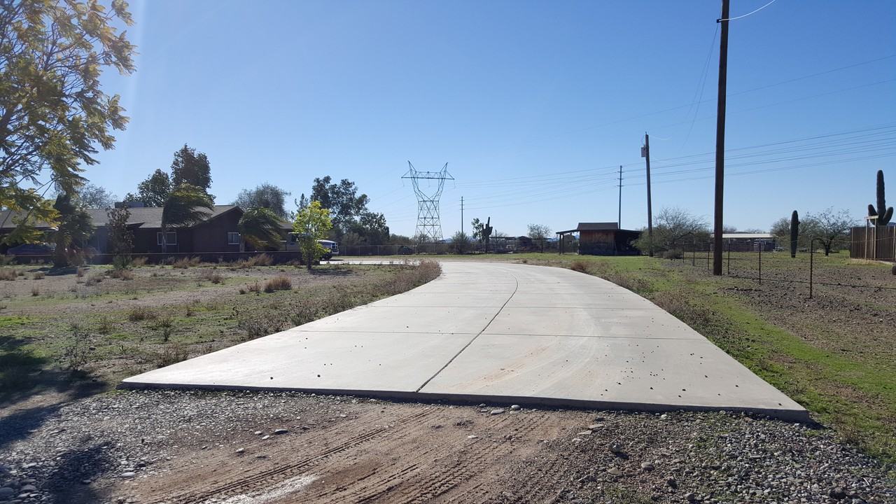 36648 N 22nd St - Photo 2 of 9