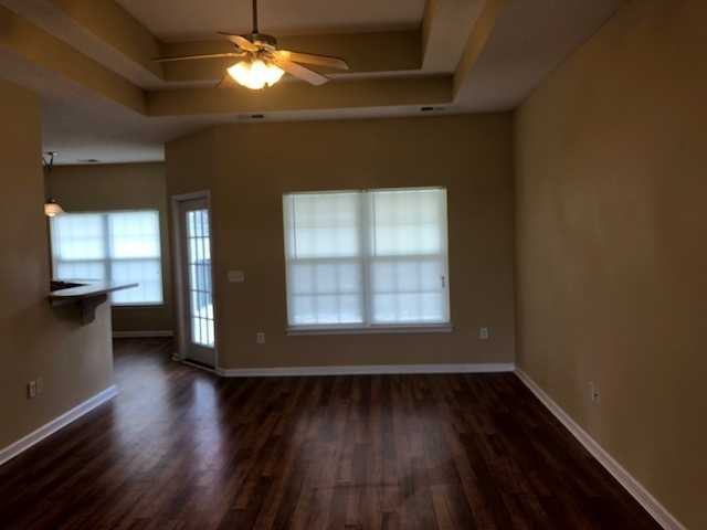 608 Thimbleweed Ct - Photo 3 of 20