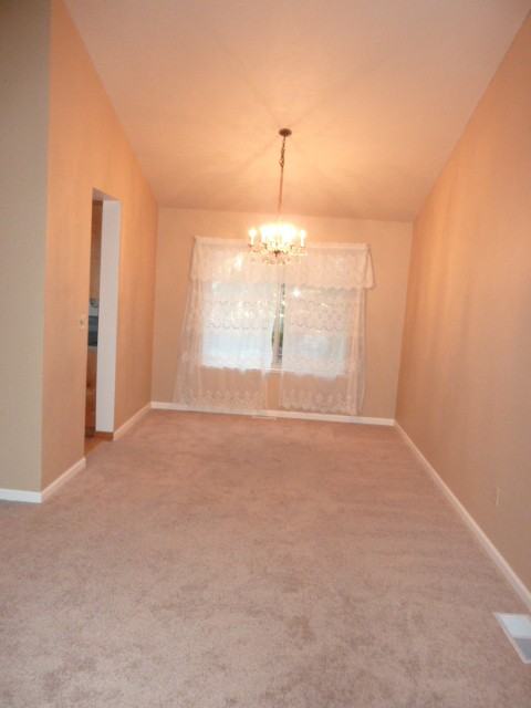 1206 Sleepy Hollow Way - Photo 3 of 15