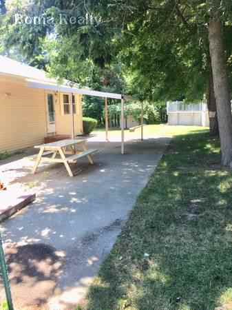 1A West St. - Photo 2 of 14