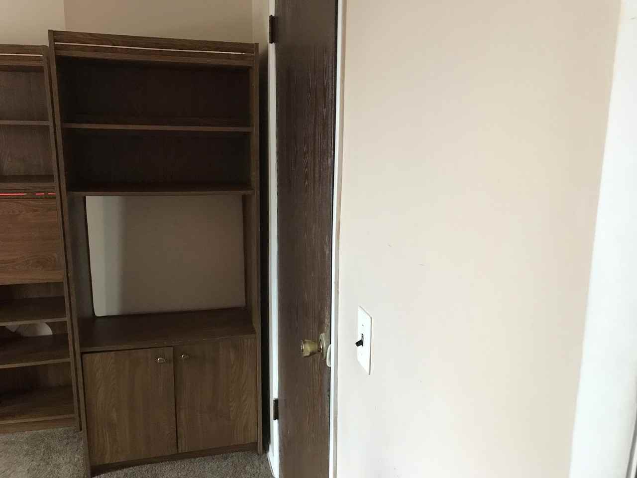 177 Freedom Ave - Photo 3 of 6