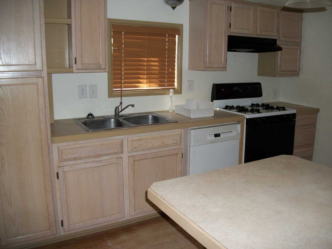 3023 W Emerald Cir - Photo 3 of 7