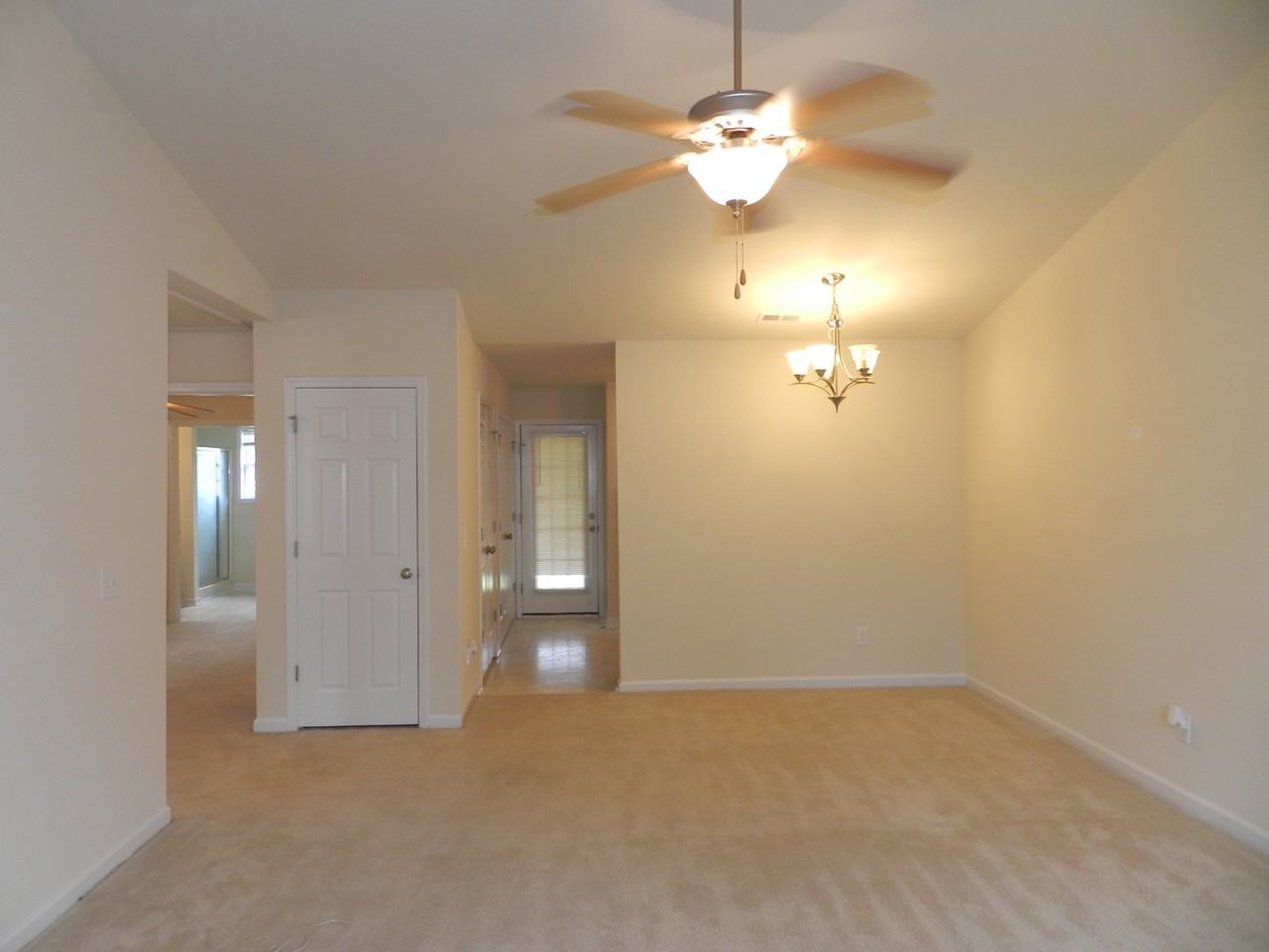 63 Towbridge Dr - Photo 2 of 6