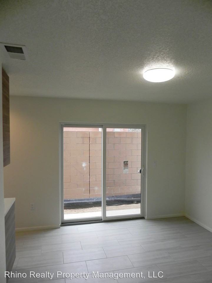 4208 Vida Verde Lane Northeast - Photo 3 of 31