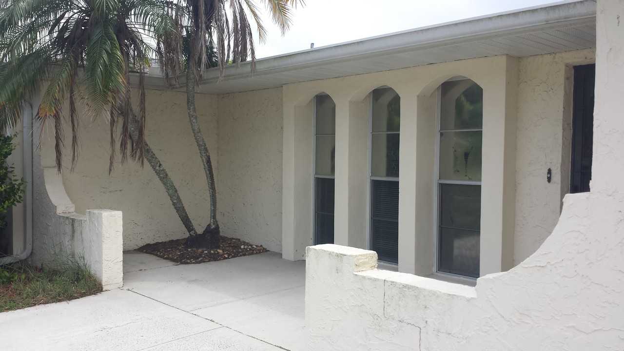 1936 Tumbleweed Dr - Photo 2 of 16