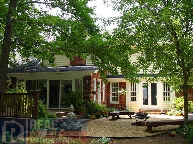 909 Shadowmere Ct - Photo 2 of 26