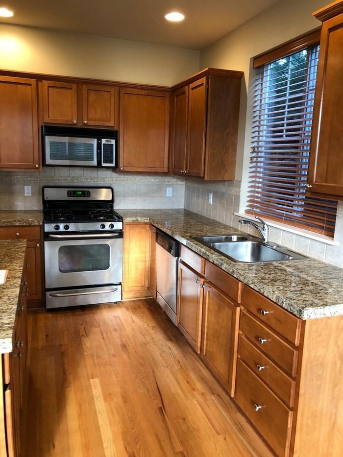 13019 NE 97th St - Photo 3 of 16