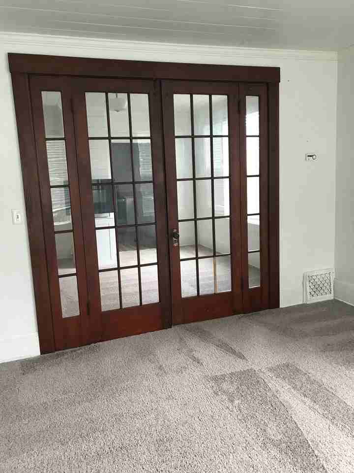 Bond Street - Photo 3 of 18