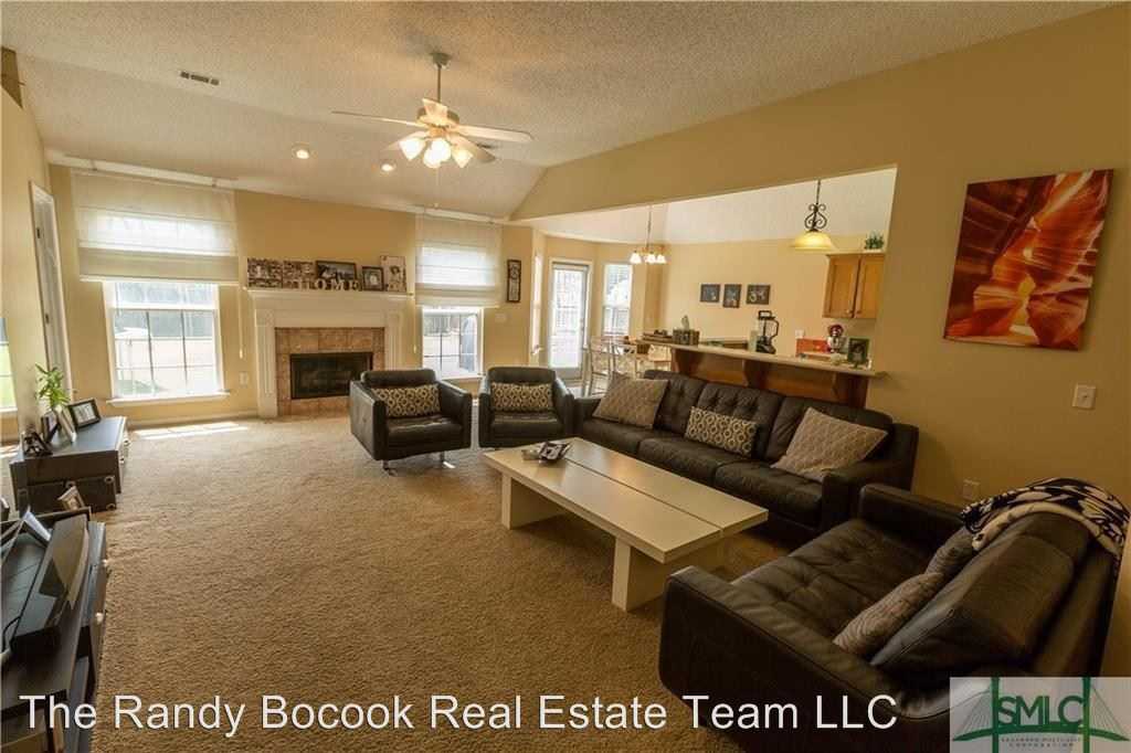258 Lancaster Way - Photo 3 of 21