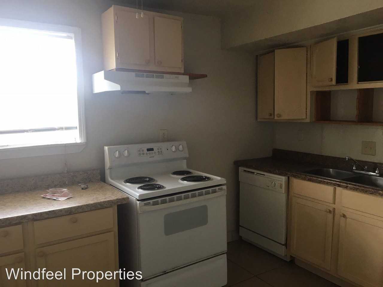 4210 Alfred St. - Photo 3 of 8