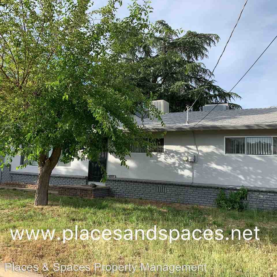 1666 Diamond St - Photo 2 of 31