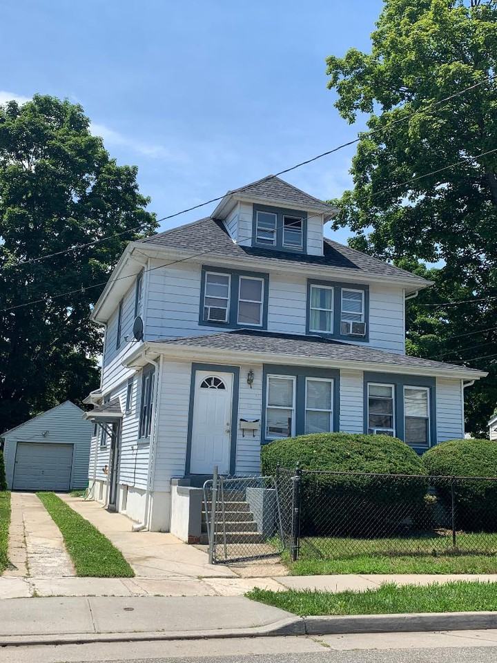 29 Virginia Ave. - Photo 3 of 4