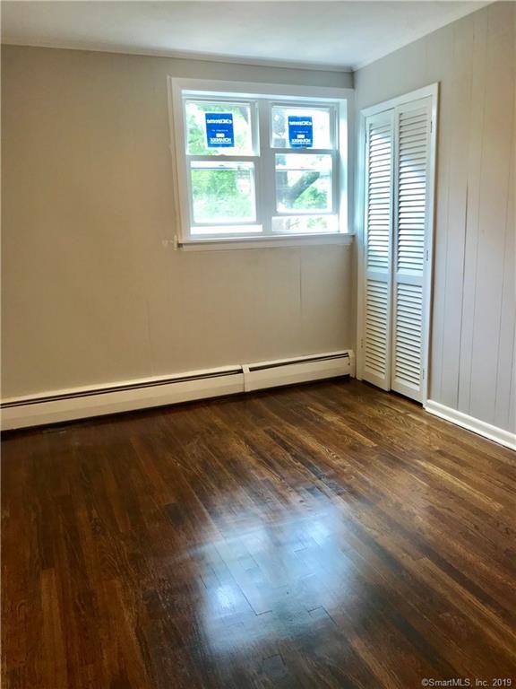 40 Richardson Drive - Photo 3 of 4