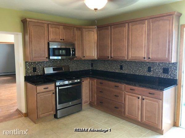 68 Coburn Ave - Photo 3 of 13