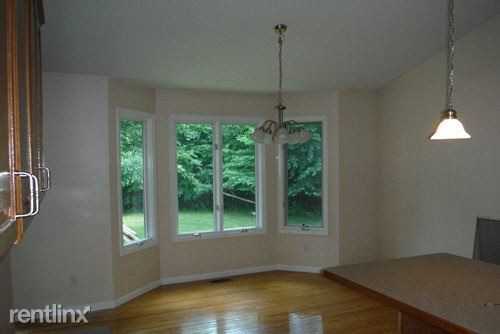 3515 Mark Twain Dr - Photo 2 of 3