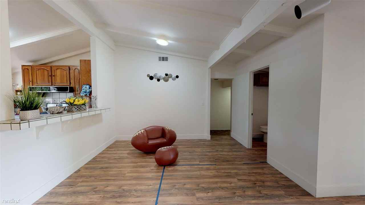 Anthe Haus - Photo 3 of 25