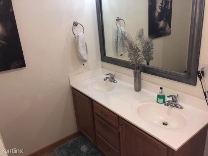 2694 Pinto Ln - Photo 3 of 6