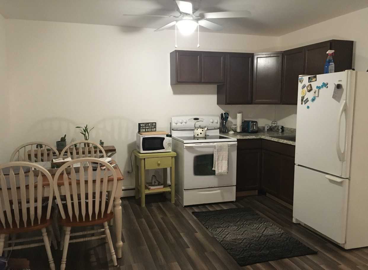 155 Buffalo Ave - Photo 3 of 4