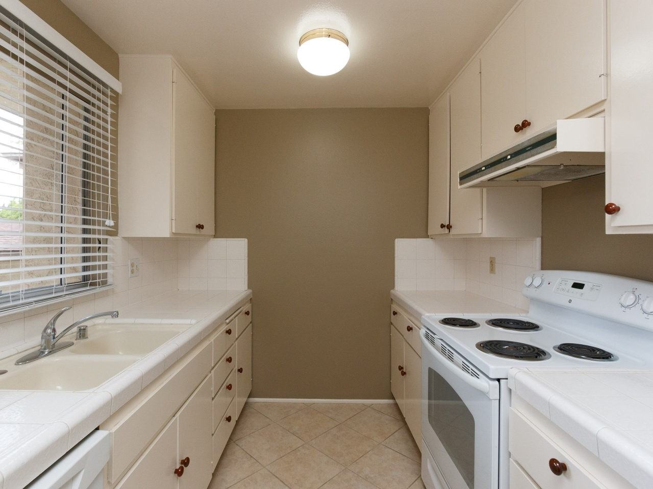 1021 Martina Court - Photo 3 of 30
