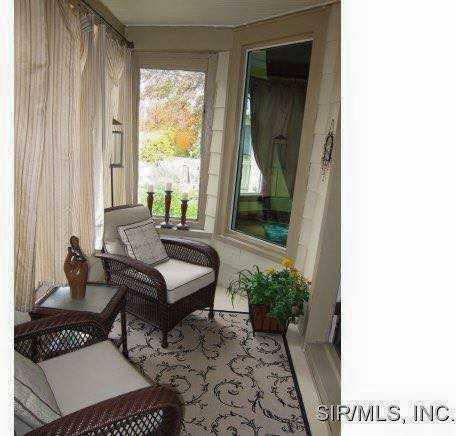 1901 Liberty St - Photo 3 of 17