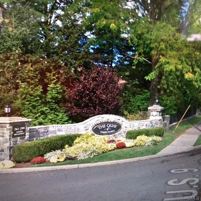 267 S Broadway - Photo 2 of 24