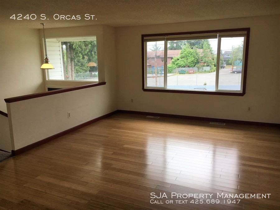 4240 S Orcas St - Photo 3 of 18