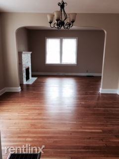 120 Parkwood Dr - Photo 2 of 10