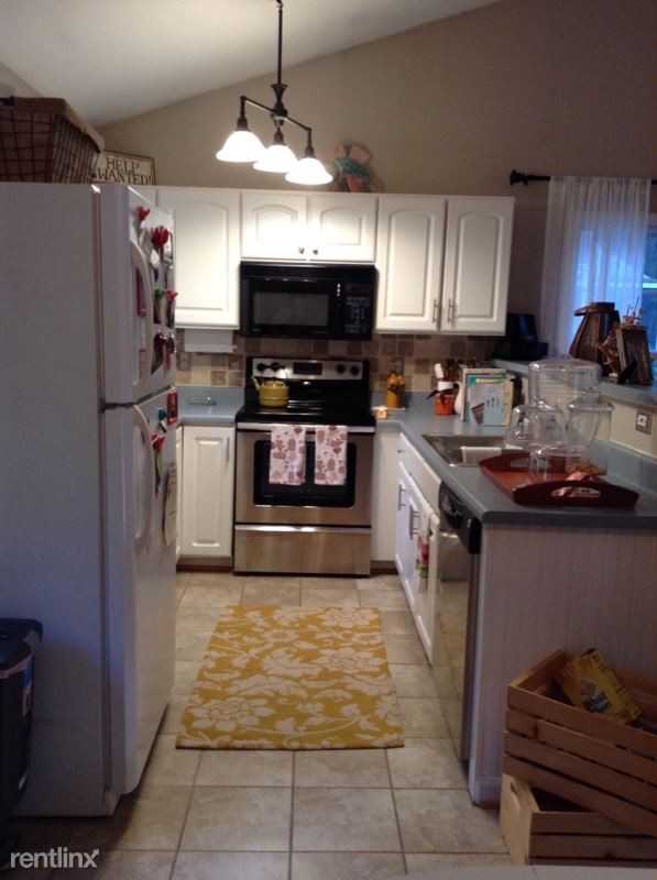 1395 Marlin Rd - Photo 2 of 5