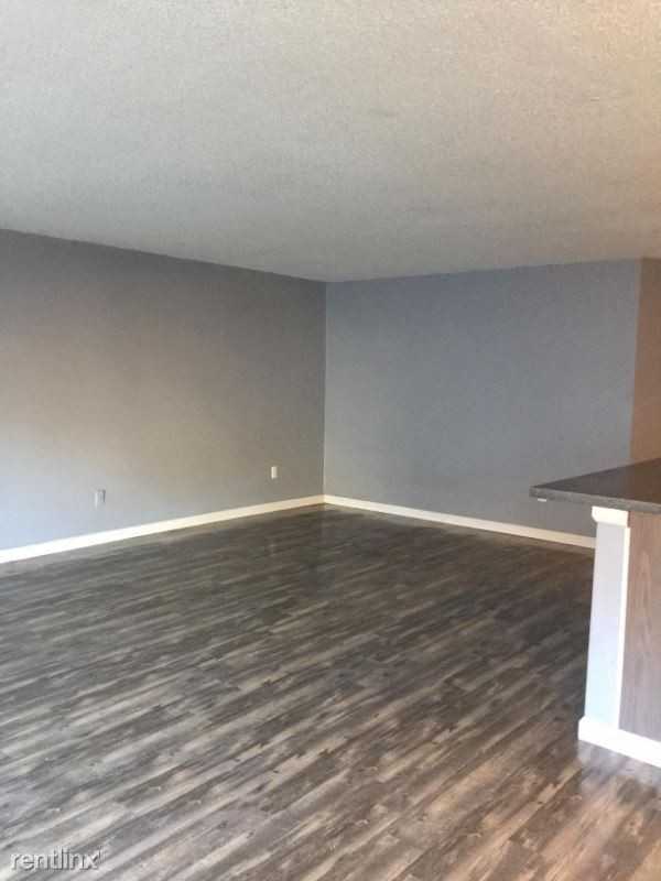 510 London Acres Dr - Photo 2 of 14