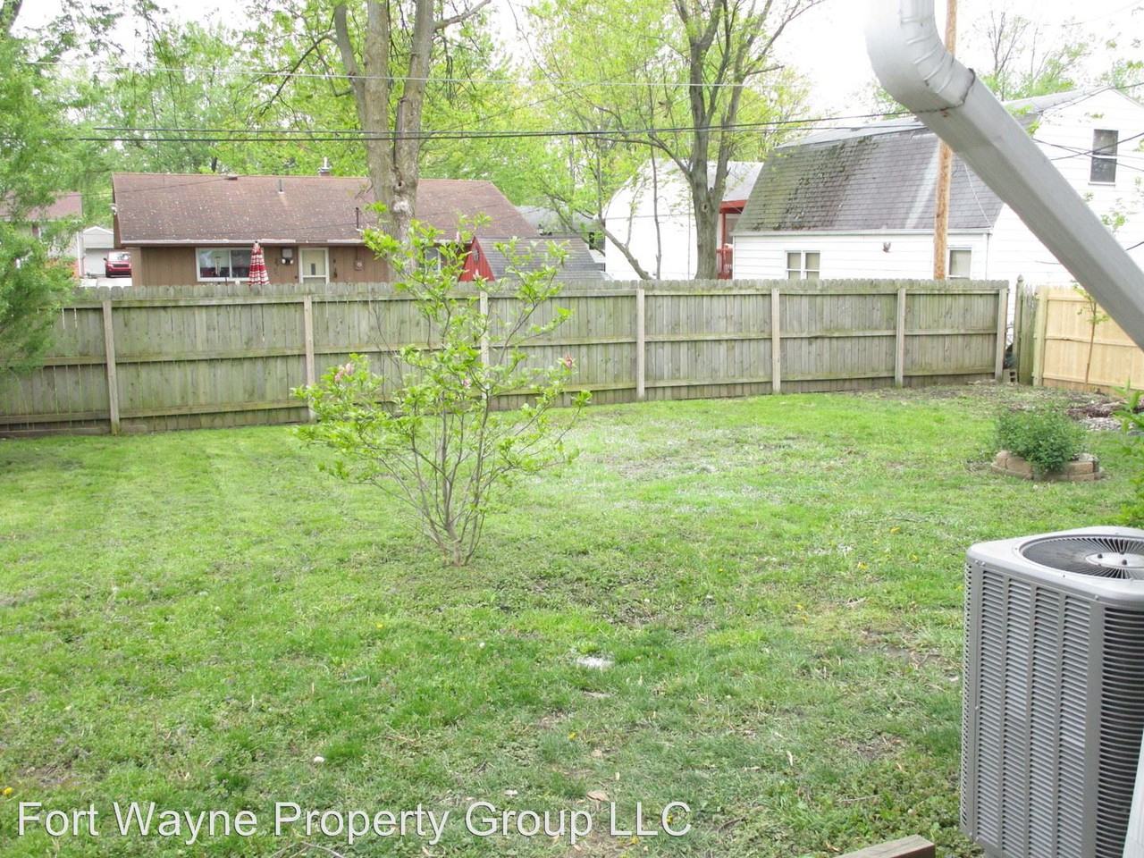 1128 Tulip Tree Rd - Photo 2 of 11