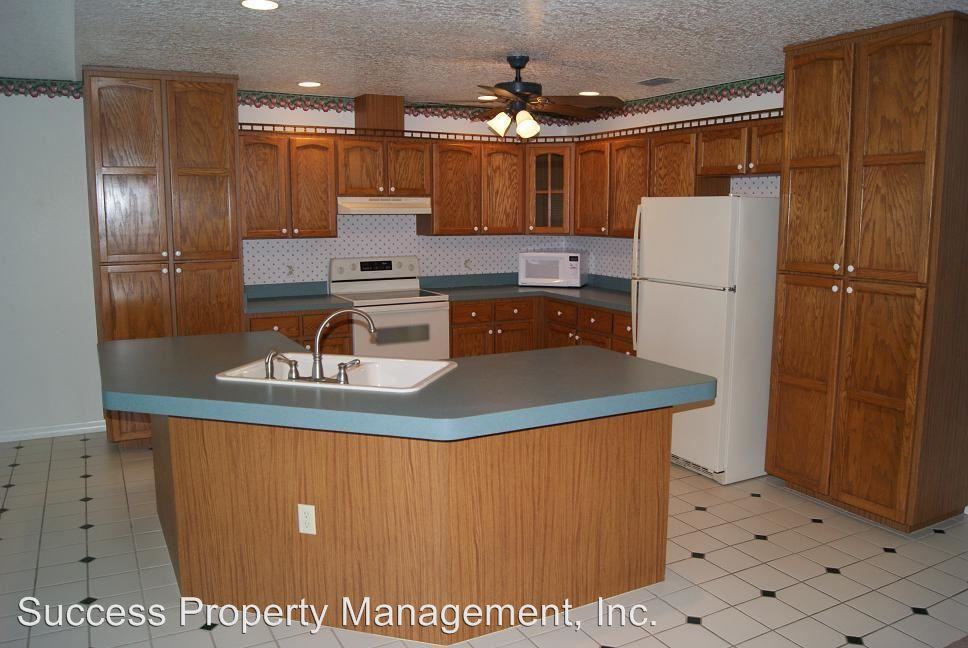 3351 Palometa Dr - Photo 3 of 18