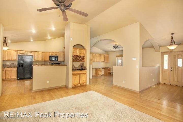 486 E Twelve Oaks Dr - Photo 3 of 23