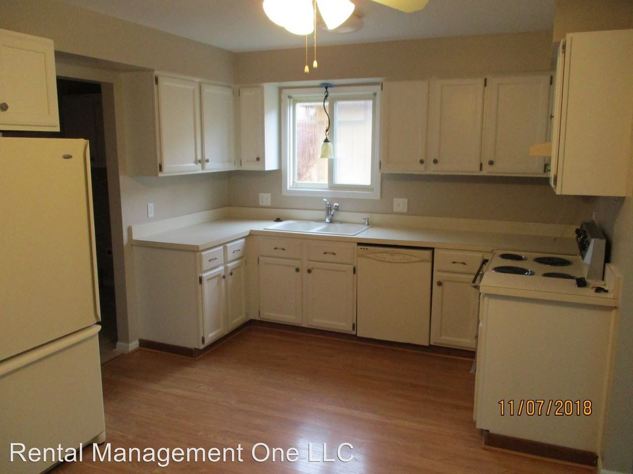 33115 Killewald St - Photo 3 of 9