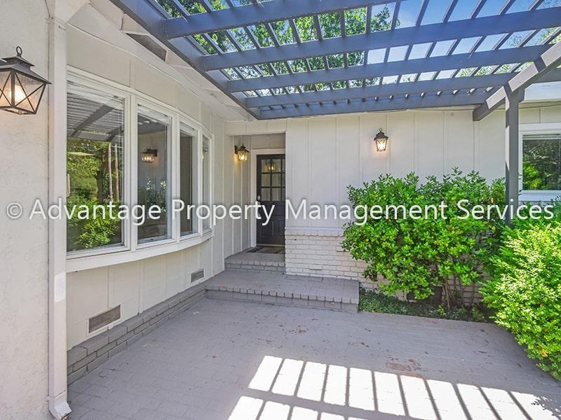 19 Glorietta Ct - Photo 3 of 22