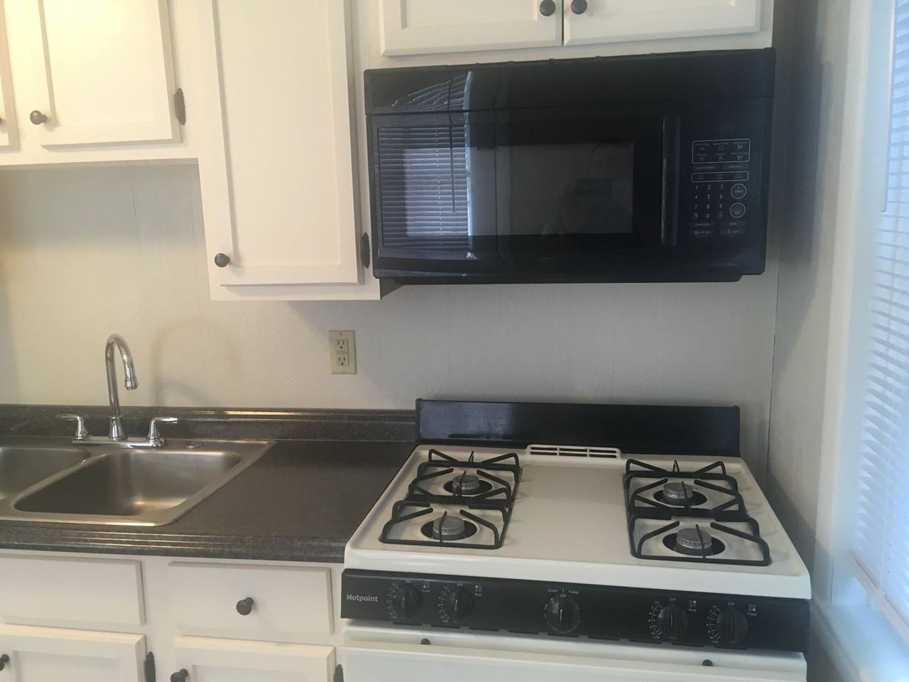 636 Beaver Street - Photo 2 of 13