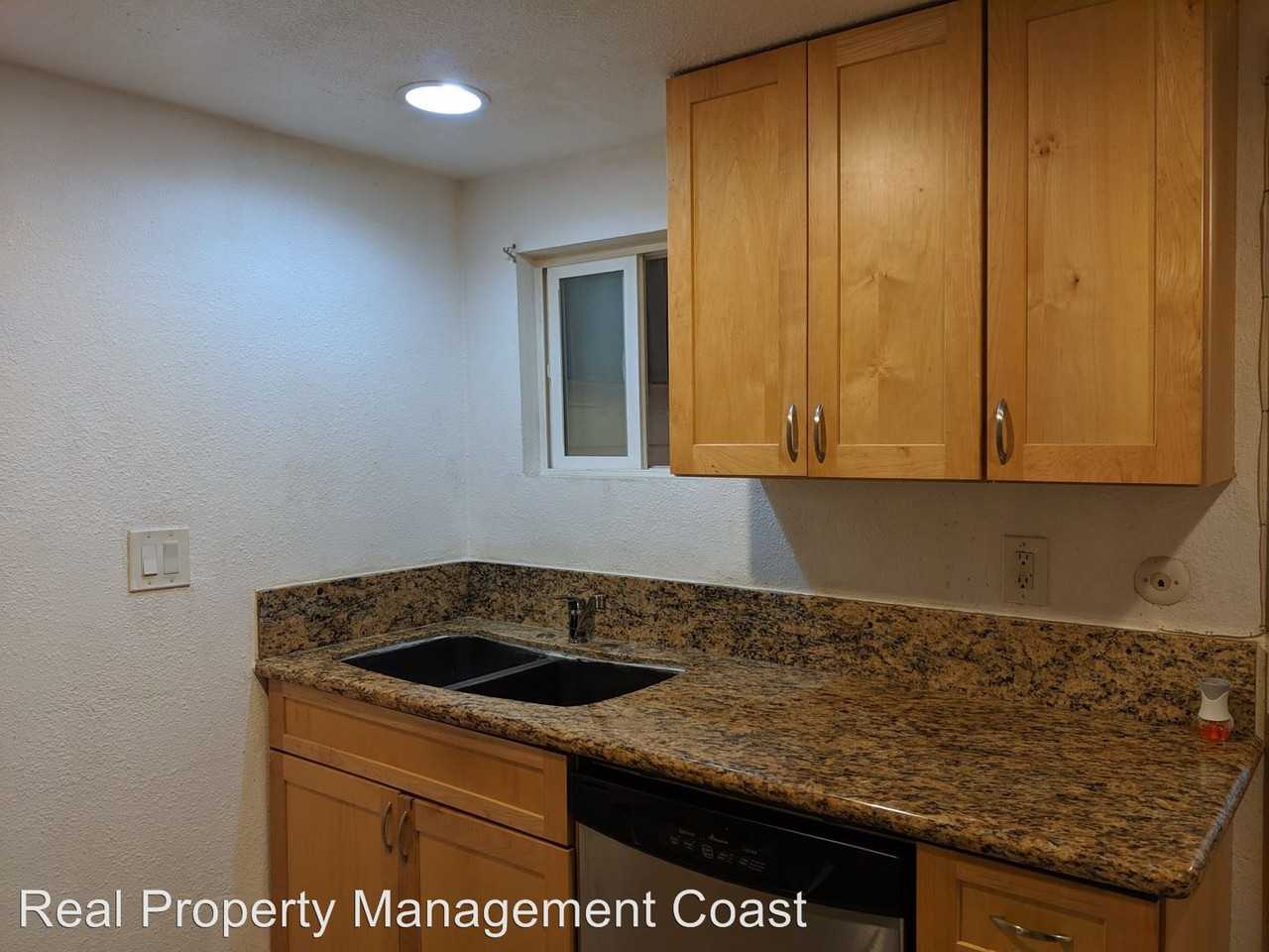 306 E Chestnut Ave #A - Photo 3 of 6