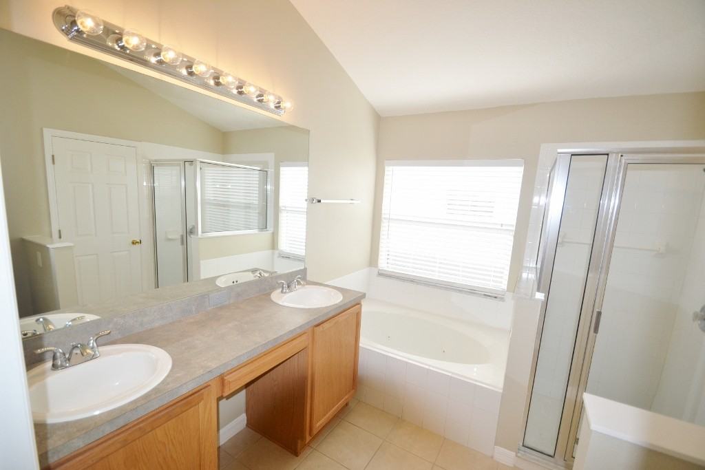 30460 Pga Dr - Photo 3 of 10