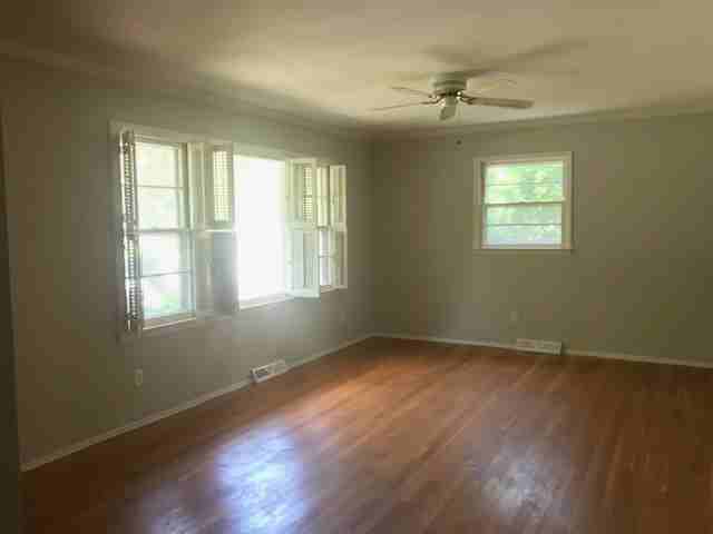 4812 Radcliff Rd - Photo 2 of 11