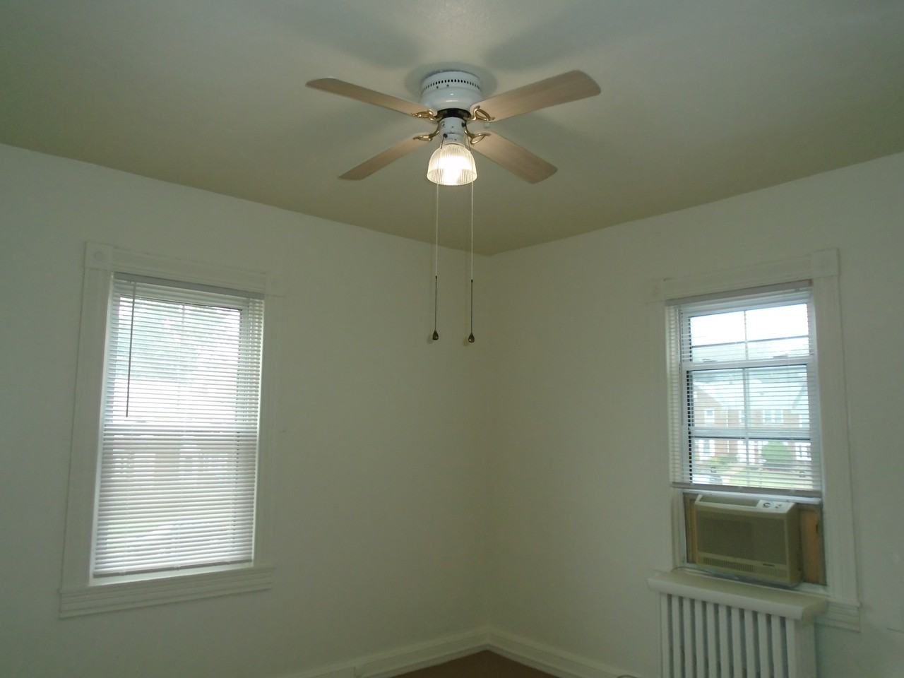 6036 Edmondson Ave Apt 2b #2b - Photo 5 of 13
