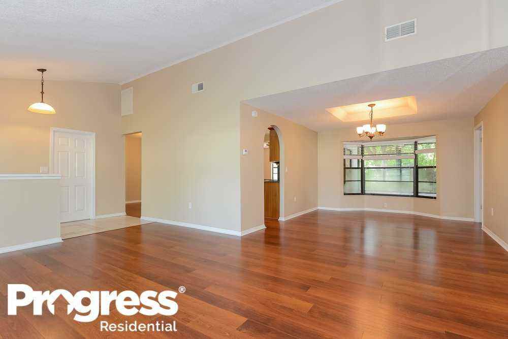 3607 Montclair Dr - Photo 2 of 14