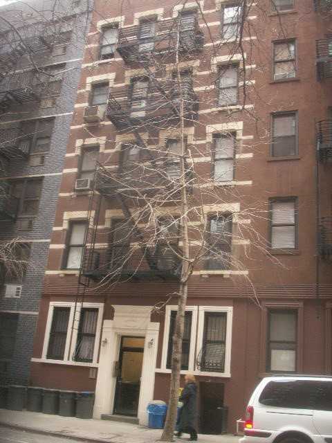 340 East 55th Street - Photo 2 of 4