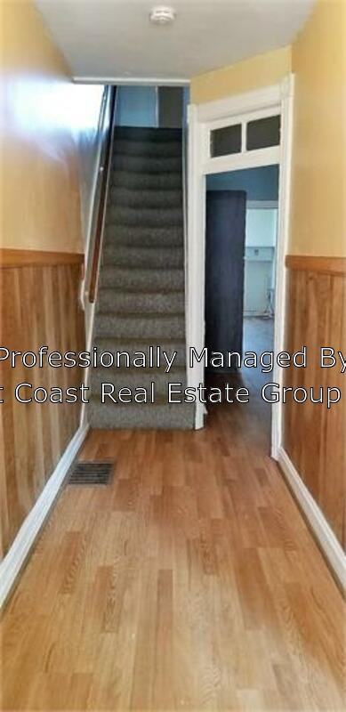 330 S Locust St - Photo 2 of 15