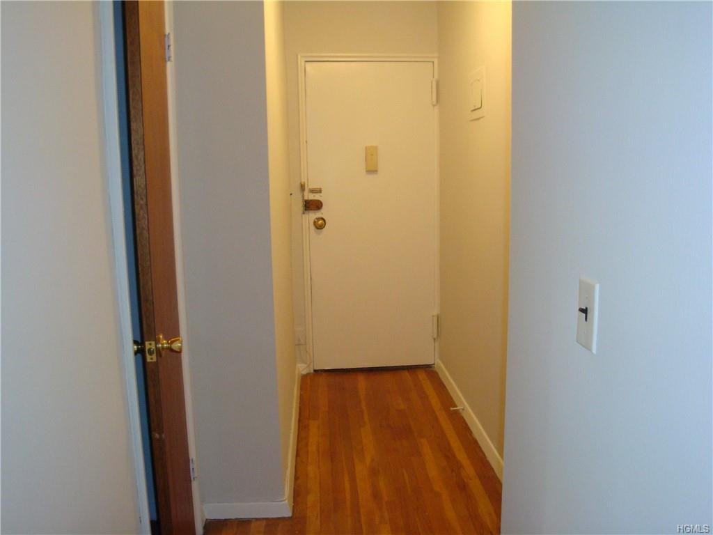 1111 Midland Avenue Unit 4m #4m - Photo 3 of 13