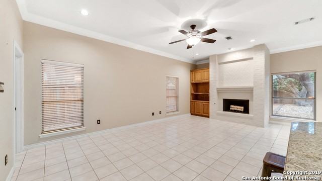 1725 Fox Tree Ln - Photo 2 of 25