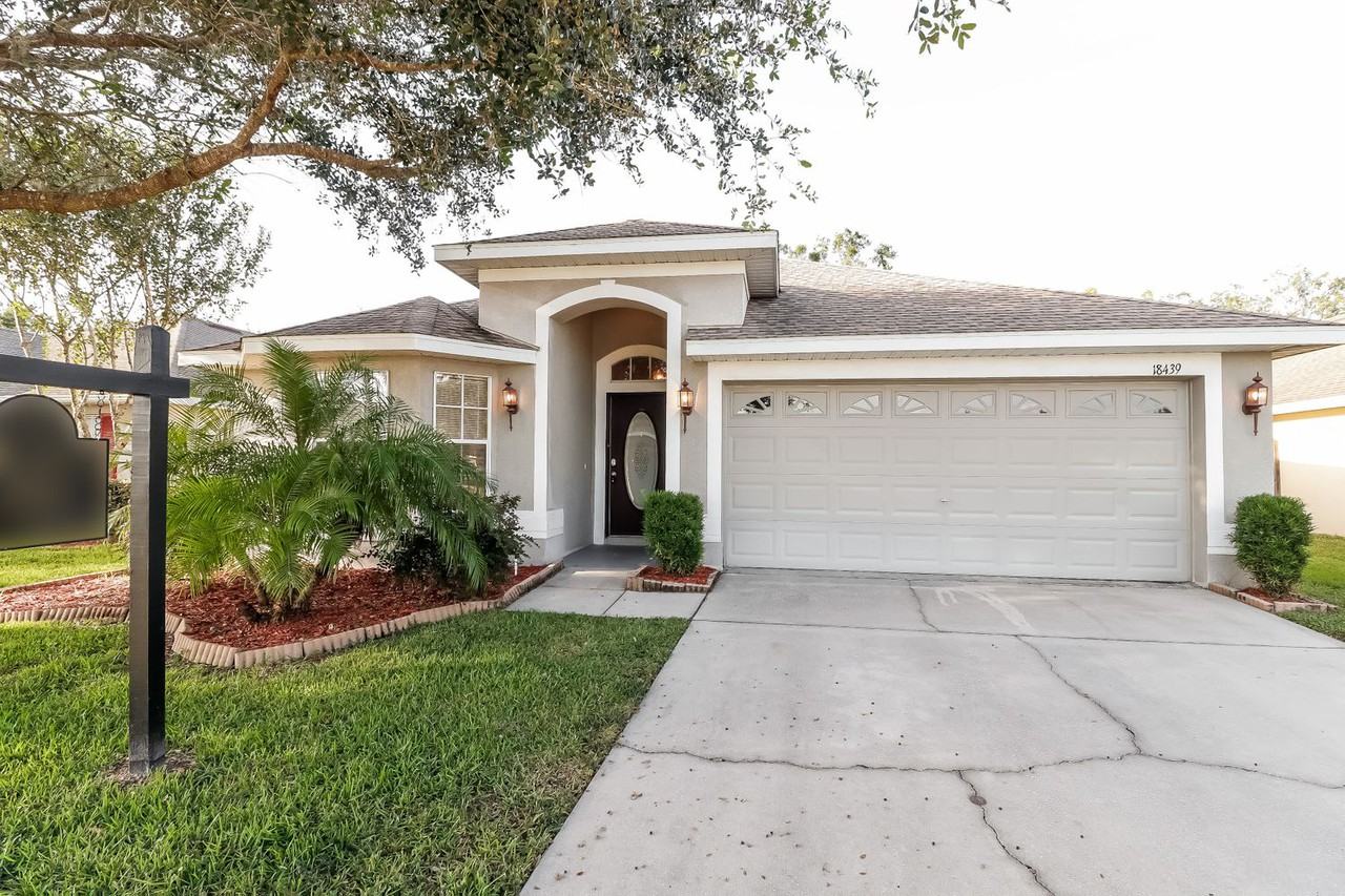 18439 Dajana Ave - Photo 2 of 23