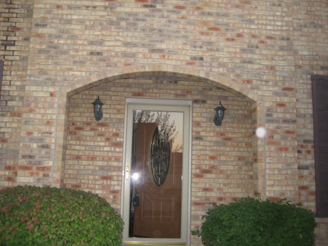 1225 Hancock St - Photo 3 of 25