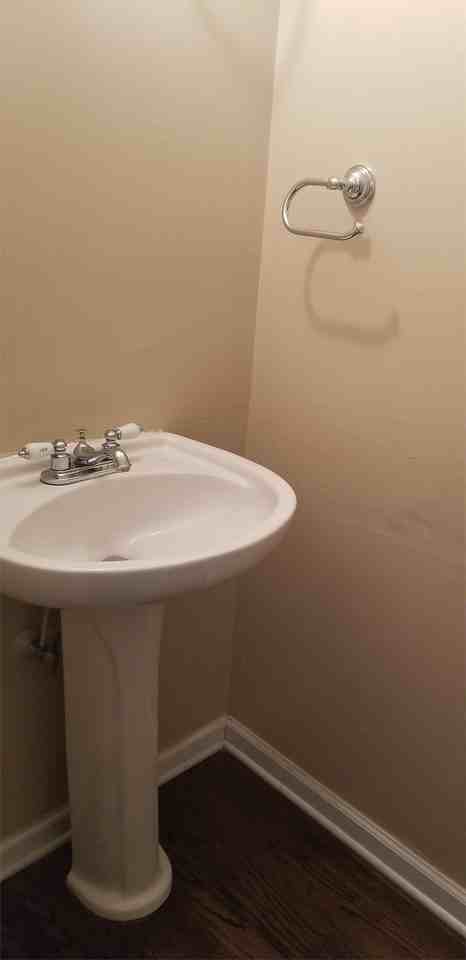 156 Rahway Rd - Photo 2 of 10